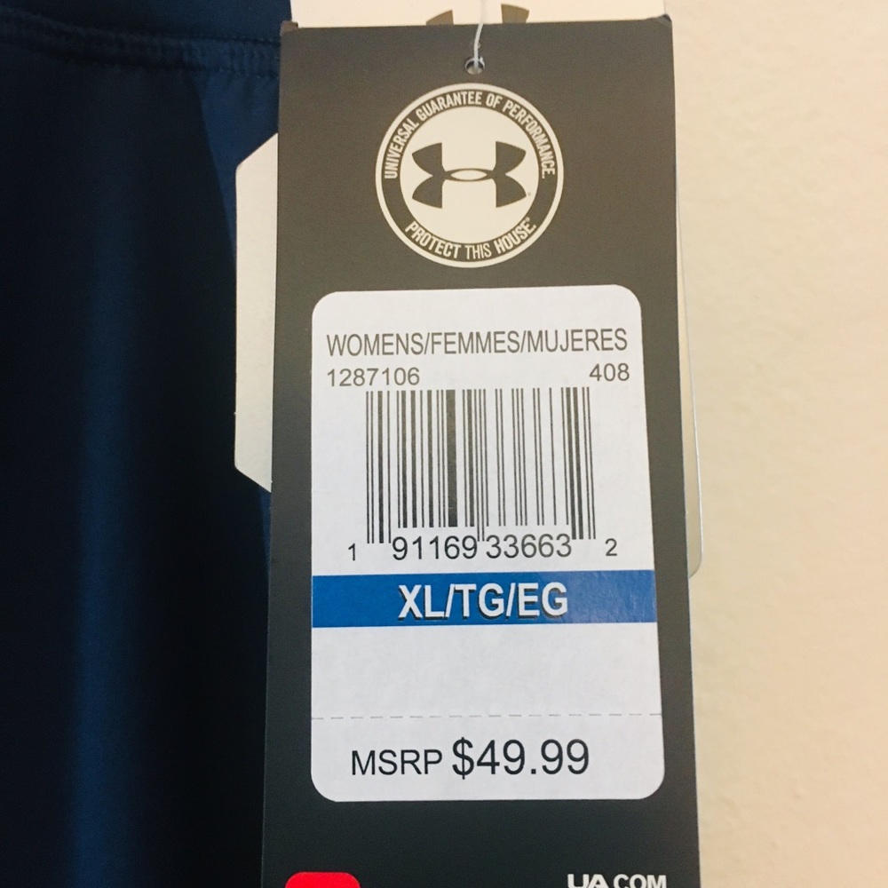 Brand New Under Armour Navy Blue Capri with XL